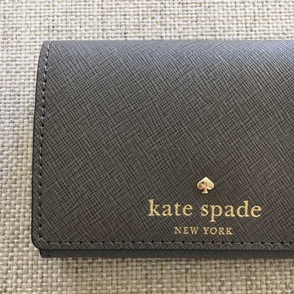 Kate Spade Mikas Pond Card Holder/Wallet Grey NWT - Picture 2 of 8